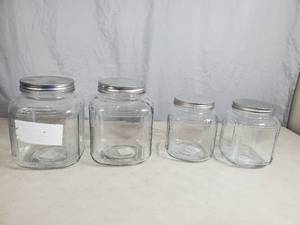 lot 214 image: 4 New Large Anchor Hocking Glass Jars with Lids