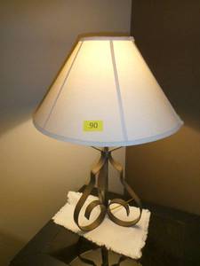 lot 90 image: Pair of lamps 32 tall