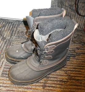 lot 143 image: Nice pair of Greatland winter boots, mens size 10