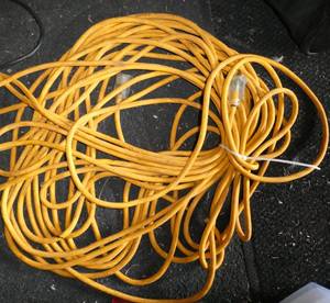 lot 148 image: long extension cord probably 50 feet