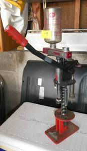 lot 153 image: Shotgun shell loading unit