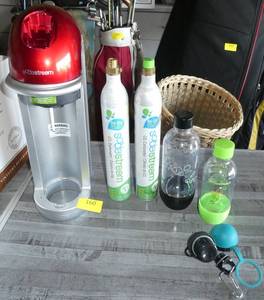 lot 160 image: Sodastream system as seen, dont know if all parts are there