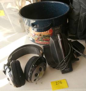 lot 276 image: Sony wireless headphones with charger and enamel stockpot