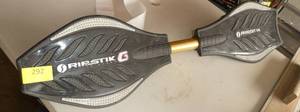 lot 292 image: Ripstik skateboard