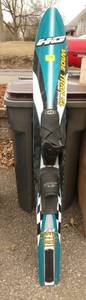 lot 328 image: Very nice Wide Trak SL water ski  size Medium (looks like my picture cut off the bottom fin on the ski but it is there in good condition)