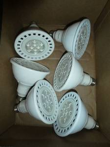 lot 195 image: Six LED lights - just screw into your regular bulb socket