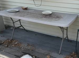 lot 110 image: Plastic folding table