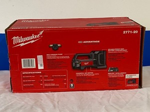 lot 3 image: MILWAUKEE M18 TRANSFER PUMP