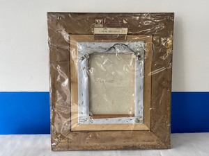 lot 100 image: OIL ON CANVAS PAINTING FRAMED ROSE AND BUILDING PICTURE