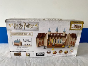 lot 98 image: HARRY POTTER TOY