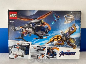 lot 87 image: LEGO MARVEL AVENGERS