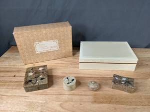 lot 116 image: Vintage Avon Jewelry Box and Various Decorative Stone Boxes - B