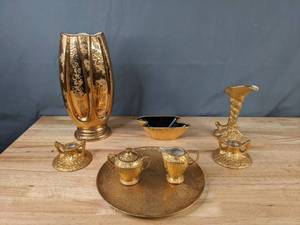 lot 127 image: Vintage 1940s Weeping Gold Pieces by Kingwood Ceramics Vase, Plate, Cream & Sugar Set and More - B