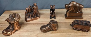 lot 64 image: Vintage Collection of Banthrico Granite Banks & More - B