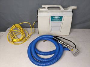 lot 172 image: Tennant 1000 Portable Carpet Spotter - N