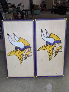 lot 165 image: Minnesota Vikings Cornhole Bean Bag Toss Boards - N