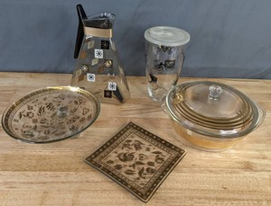 lot 212 image: Lot of Vintage Mid Century Georges Briard Glassware Pitcher, Bowl, Casserole Dish, Cocktail Shaker Glass & Square Plate  - B