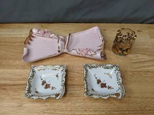 lot 227 image: 4 Vintage Ornate Porcelain & Glass Decor Pieces- B