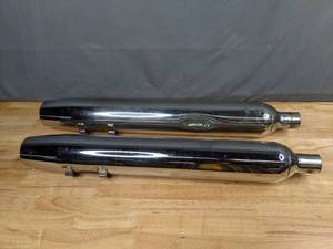 lot 255 image: Set of 2 Rinehart Racing 4 Slip-On Mufflers - Q
