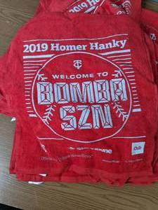 lot 337 image: Pile of 2019 Minnesota Twins Homer Hanky Bomba Szn Rally Towels - Q