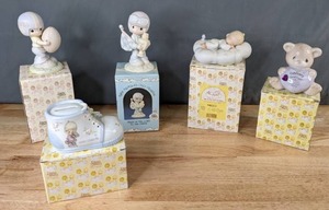 lot 269 image: Lot of 5 Enesco Precious Moments Figurines - Q