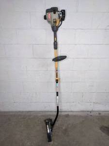 lot 18 image: Ryobi 30cc String Trimmer - V