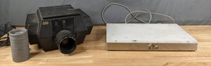 lot 384 image: Vintage Artograph AG 100 Art Tracing Projector with Light Box - V