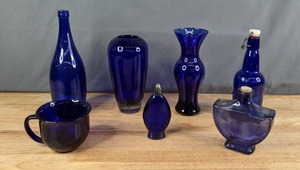 lot 364 image: 7-Piece Blue Glassware Collection Bottles, Vases, Cup - V