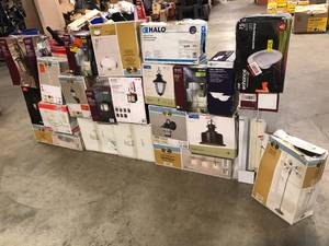 Lot of assorted lighting and lamps (various models and conditions) review all pcitures