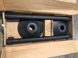 USW  US Weight Sentinel Stanchion with 6.5 ft. Black Retractable Belt (2-Pack) (8) (3 boxes) (good condition) review all pictures