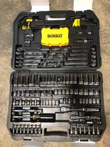 DEWALT 14 in. x 38 in. Drive Polished Chrome Mechanics Tool Set (142-Piece) (good condition) review all pictures