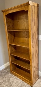 Beautiful Bookshelf with Adjustable Shelves
