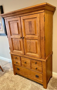 Charming Cabinet