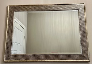 Lovely Decorative Wall Mirror