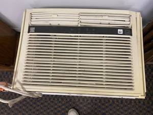 Kenmore air conditioner WORKS
