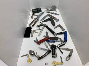 Group of pocket knives