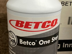 (1) Case Of Betco One-Step Restorer