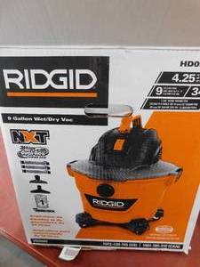 RIDGID 9 Gal. 4.25-Peak HP NXT WetDry Shop Vacuum with Filter, Hose and Accessories