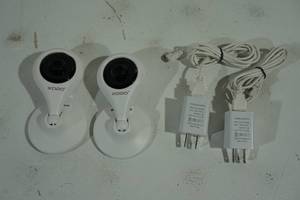 lot 12 image: Xodo Smart Security Cameras