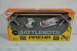 lot 117 image: NEW Hex Bug Battlebots Arena Remote Control Robot Set