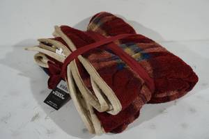 lot 213 image: NEW Makers Mark Oversized Cozy Throw Blanket
