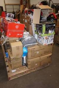 lot 249 image: Pallet of Repairables - Speakers, Deep Fryer, Air Fryer, Vacuums