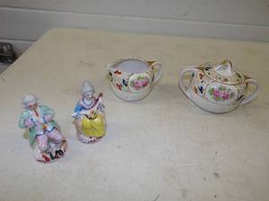 lot 38 image: Noritake Sugar and Creamer, Salt n Pepper Shakers