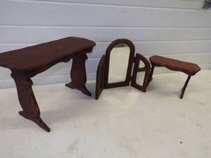 lot 71 image: Powder Room Mirror and Mini Stools