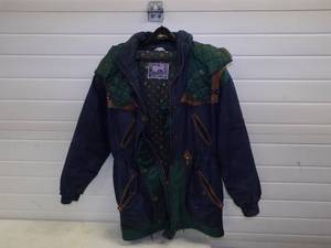 lot 94 image: Bad Lands Winter Coat Size M