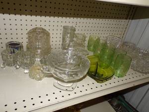 lot 101 image: Vintage Glass Ware