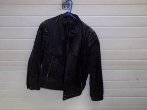 lot 111 image: Leather Coat Size 42