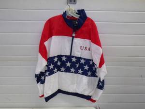 lot 118 image: USA Windbreaker Size XL