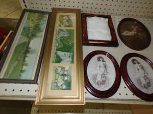 lot 120 image: Vintage Pictures