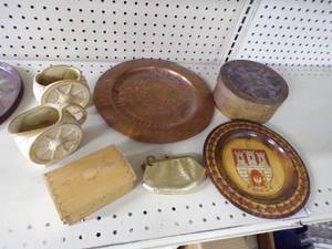 lot 126 image: Vintage Wood Plates and more